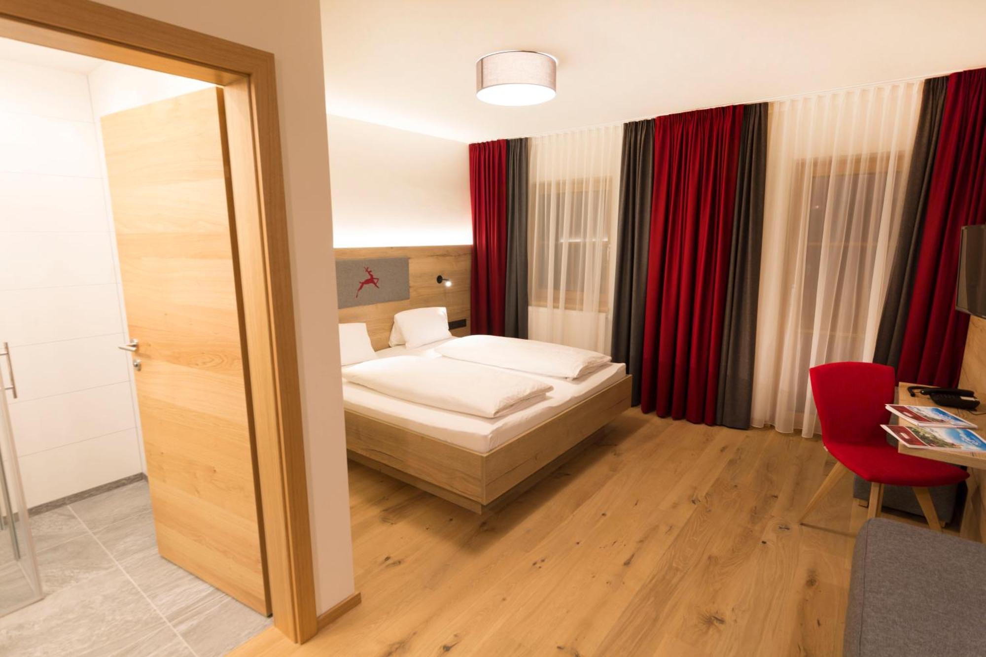 Hotel Rosner Алтенмаркт им Понгау Екстериор снимка